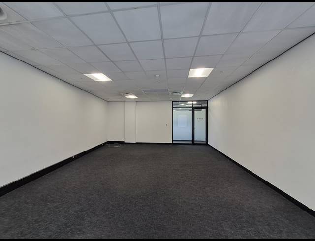 70M² OFFICE TO LET IN GLENADRIENNE